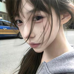下一瞬间