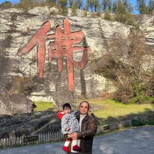 青山两岸走
