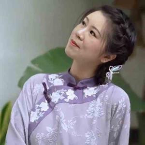 摇曳的